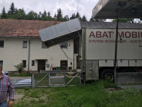 Camion Abattoir Mobile Autrichien Schwaiger